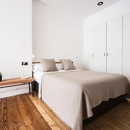 Bella Easo - Iberorent * サン・セバスティアン